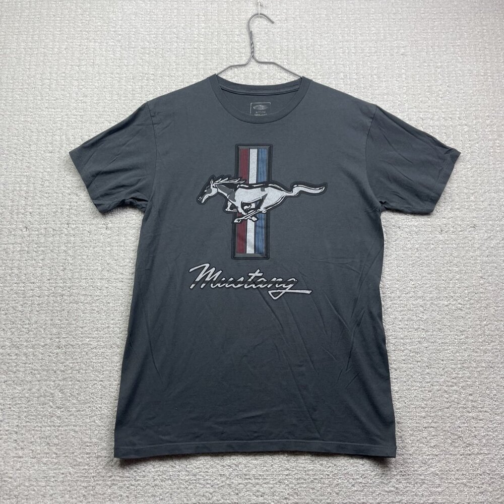 Retro Ford Mustang Faded Graphic Grey T-Shirt Men Sz M Sports Car Motor Racing